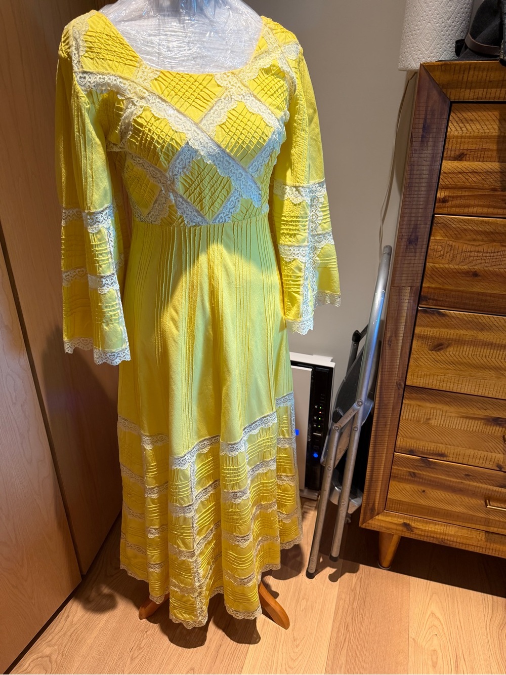 Vintage 1970s Yellow Prairie Dress Pintuck Lace Bell Sleeves Boho Cottagecore